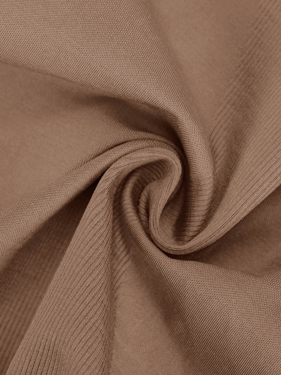 Wholesale Seamless Open-Bust Mid-Thigh Bodysuit - Ultimate Abdomen Flattening & Butt Lifting Shapewear